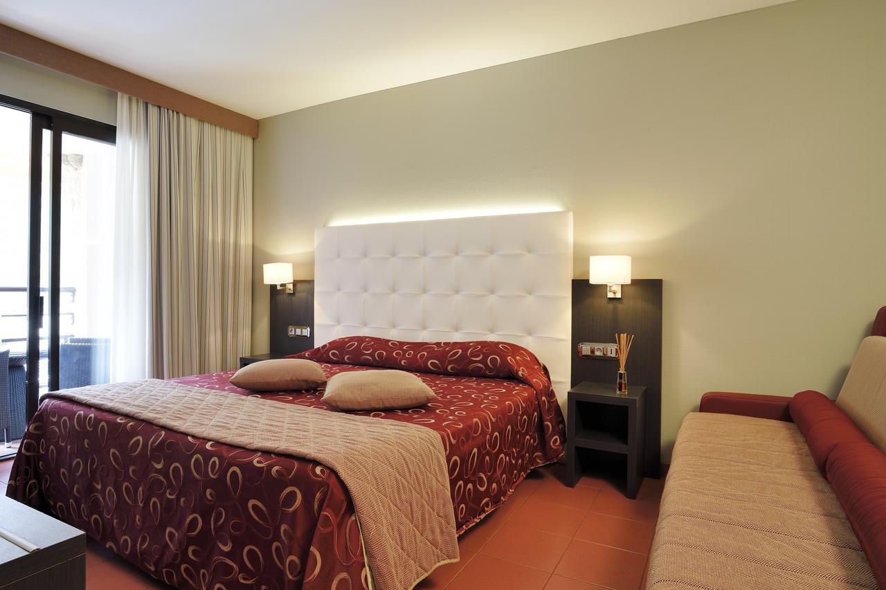 Hotel & Restaurant Le Belvedere Porto  エクステリア 写真